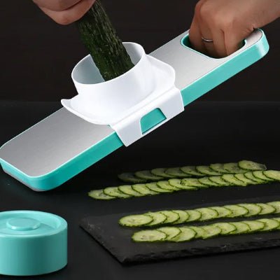Tranche fine avec notre mandoline cuisine slicergrater